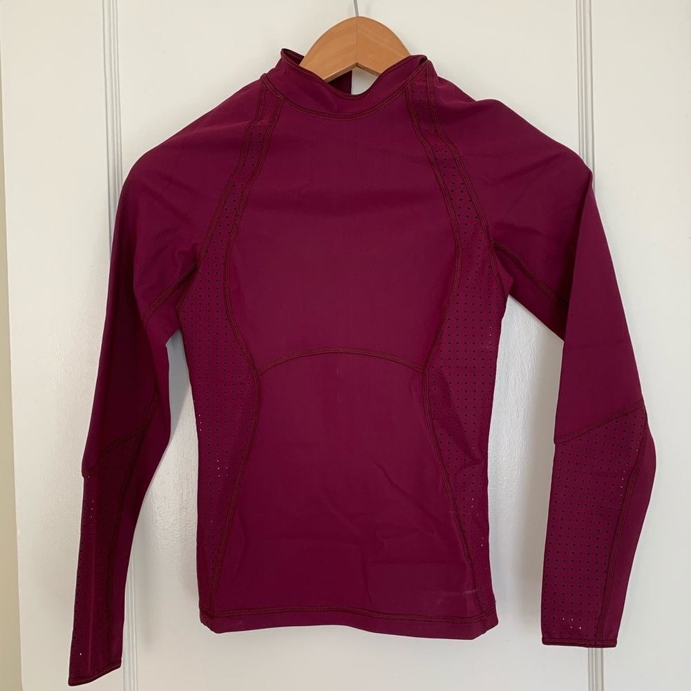 Lululemon Swell Seeker Paddle Top